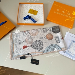 LV Up And Away Square 90 M79151 - LV SCARF OEM
