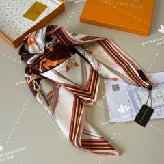 LV Ultimate Monogram 90 M77639 -LV SCARF OEM