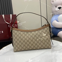 GUCCI GG Emblem medium shoulder bag 847449 FAD6L 9758 - OEM