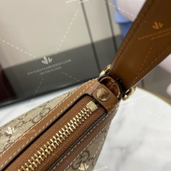 GUCCI GG Emblem medium shoulder bag 847449 FAD6L 9758 - OEM