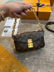 LV Pochette Métis East West Monogram Canvas M46279 - ENTRUPY certificate & bill HARRODS