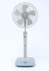 Quạt Đứng Bifan DA1