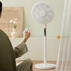 Quạt Đứng Điều Khiển Từ Xa Bear D47F2