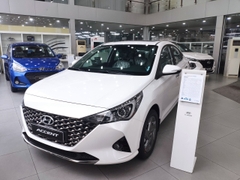 Hyundai Accent 1.4 AT đặc biệt