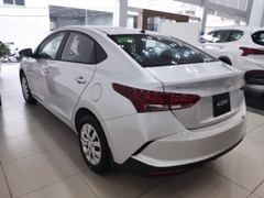 Hyundai Accent 1.4 MT tiêu chuẩn