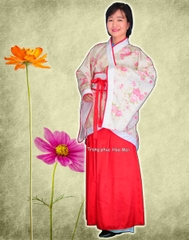 Cho thuê trang phục cổ trang nữ hoa hồng viền đỏ