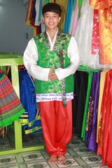 Cho thuê trang phục Hàn Quốc-Hanbok nam xanh lá