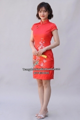Cho thuê sườn xám nữ ngắn lụa đỏ đẹp, chất lượng, quyến rũ, tôn dáng giá tốt