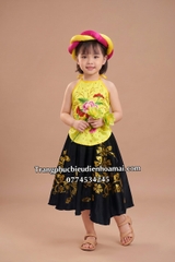 Cho thuê váy yếm thiếu nhi vàng hoa váy đen đẹp, giá rẻ
