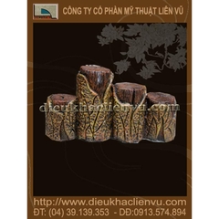 Gốc cây thấp bo vườn