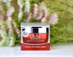 Bộ Kem dưỡng da OLAZ Regenerist 3 - Zonen Ngày và đêm.