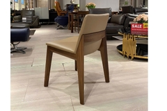 Ghế ăn gỗ óc chó da màu kem Deco