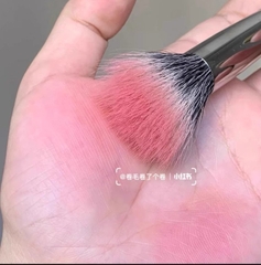 Cọ Má Hồng Lông Thưa Cao Cấp Thiết Kế Đặc Biệt Giúp Đánh Má Tự Nhiên