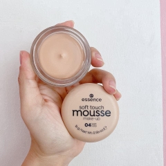 Phấn Tươi Đức Essence Soft Touch Mousse Che Phủ Tuyệt Đối 16g