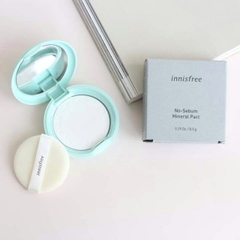 Phấn Phủ Khoáng Dạng Nén Kiềm Dầu Vượt Trội SilkyGirl No Sebum Blotting Pact 7g