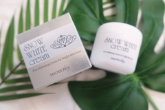 Kem Nâng Tông Dưỡng Trắng Da Secret Key Snow White Cream 50g