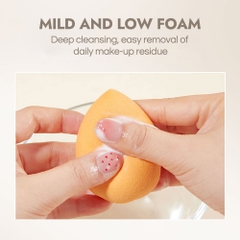 Dung Dịch Rửa, Giặt Cọ Mút Trang Điểm GECOMO 80ml