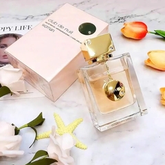 Set Nước Hoa Nữ Kèm Khăn Lụa Và Thiệp Armaf Club De Nuit Woman EDP 105ml