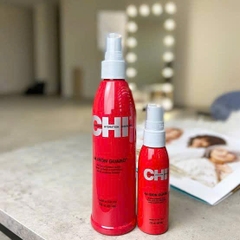 Xịt dưỡng tóc chống nhiệt CHI 44 Iron Guard 237ml