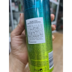 Keo xịt tóc giữ nếp vừa TIGI Bed Head Masterpiece Shine Hairspray 340ml