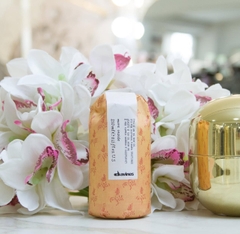 DƯỠNG TẠO KIỂU XOĂN TỰ NHIÊN DAVINES OIL NON OIL 250ML