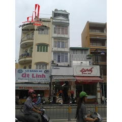Cho thuê nhà Quận Bình Thạnh, mặt tiền đường Đình tiên hoàng. Giá : 21 triệu/tháng.