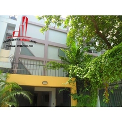 Cho thuê Villa Quận Phú Nhuận, đường Trần Cao Vân. Giá : 1.600 usd/ tháng.