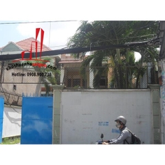 Cho thuê Villa Quận Bình Thạnh, mặt tiền đường Phan Văn Trị. Giá : 38 triệu/tháng.
