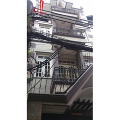 cho thuê nhà nguyên căn quận 3, đường trần quang diệu giá cho thuê:2500$/tháng