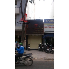 cần cho thuê nhà mặt tiền đường phạm ngọc thạch quận 3, giá cho thuê:3000$/tháng