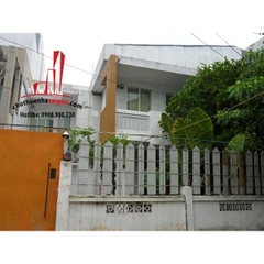 Cho thuê nhà Quận Bình Thạnh, hẻm đường Điện Biên Phủ. Giá : 17 triệu/tháng.