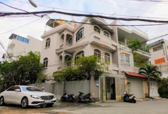 cho thuê nhà đường nguyễn cửu vân, p17,quận bình thạnh,giá cho thuê:35tr/tháng
