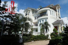 cho thuê villa quận 2,khu đảo kim cương , giá cho thuê:5000$/tháng