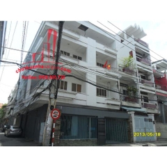 Cho thuê villa Quận Bình Thạnh, mặt tiền đường Nguyễn Cửu Vân. Giá : 3.200 usd/tháng.