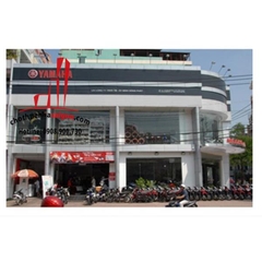 Cho thuê nhà Quận Bình Thạnh,2 mặt tiền đường Chu văn An. Giá : 120 triệu/tháng.