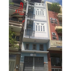 Cho thuê nhà Quận Bình Thạnh, hẻm đường Nguyễn Hữu Cảnh. Giá : 1.200 usd/tháng.