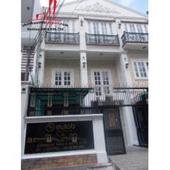 cho thuê nhà quận 10, nhà hẽm đường 3/2 giá cho thuê:2700$/tháng