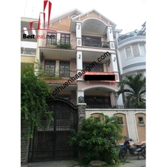 Cho thuê Villa Quận Phú Nhuận, mặt tiền đường Hoa Đào khu nội bộ Phan Xích Long. Giá : 2.000 usd/tháng