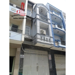 Cho thuê nhà Quận Phú Nhuận, đường nội bộ Phan Xích Long. Giá : 1.300 usd/tháng.( bao thuế)