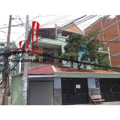 Cho thuê nhà Quận Bình Thạnh, mặt tiền đường D1. Giá : 15 triệu/tháng.