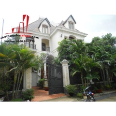 cho thuê  biệt thự quận 2, đường quốc hương giá 4200$