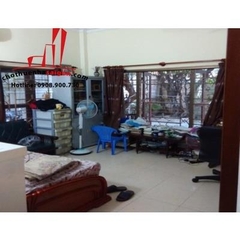 cần cho thuê biệt thự sân vườn đường kiệm, quận phú nhuận, giá cho thuê:1700$/tháng