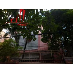 cần cho thuê nhà mặt tiền đường nguyễn đình chính, quận phú nhuận, giá 25tr/tháng