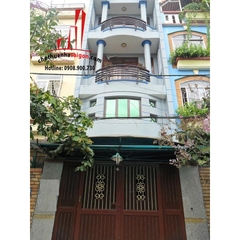 Cho thuê nhà Quận Bình Thạnh, hẻm đường Nguyễn Hữu Cảnh. Giá : 800 usd/tháng.