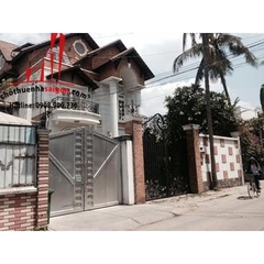 cần cho thuê biệt thự sân vườn rộng phường thảo điền quận 2, giá cho thuê:2500$/tháng