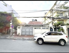 cho thuê villa cổ đường nguyễn an ninh p14, quận bình thạnh giá 45tr/tháng