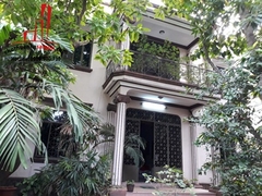 cần cho thuê villa quận 10, đường hòa  hưng giá cho thuê:3500$//tháng