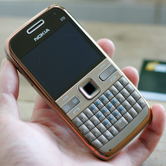 nokia e72 chinh hang