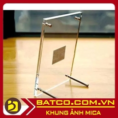 Khung tranh mica (mẫu 1)