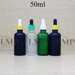 Chai tinh dầu phun mờ nắp bóp khoen nhựa sọc 50ml